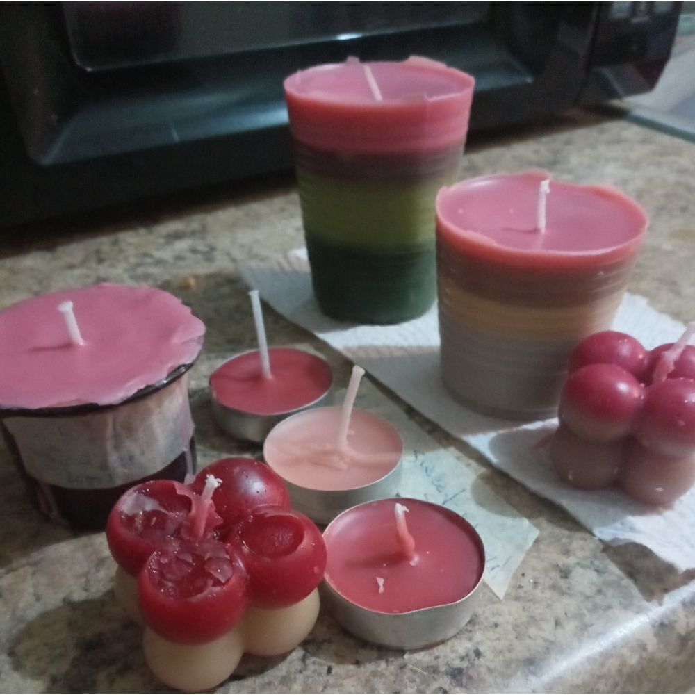 1 surprise Scented home made candle